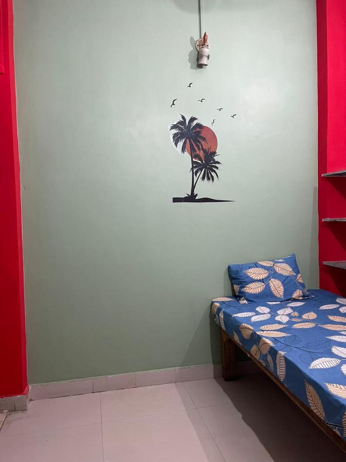 Indra Paying Guest House Varanasi Bagian luar foto