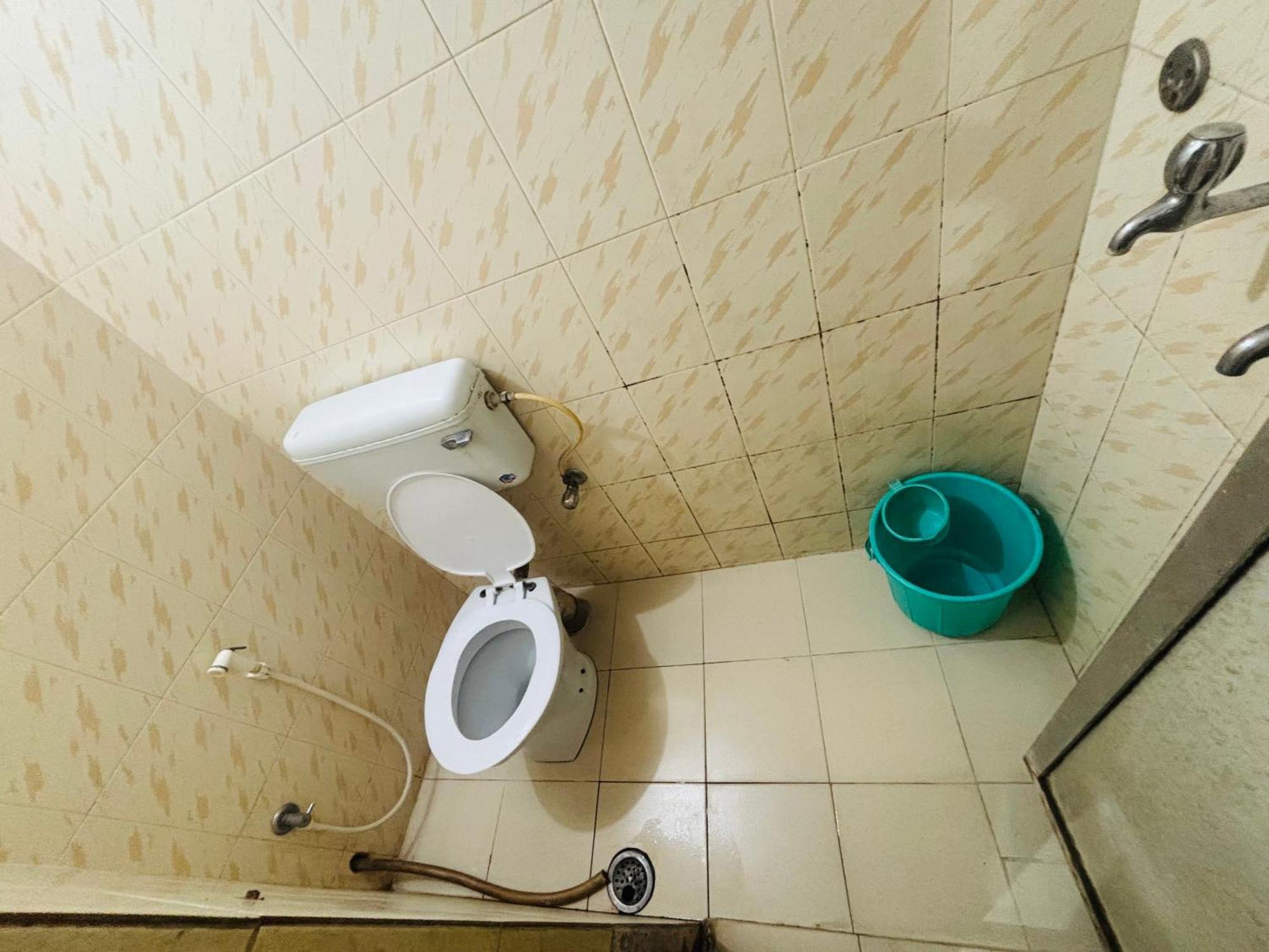 Indra Paying Guest House Varanasi Bagian luar foto
